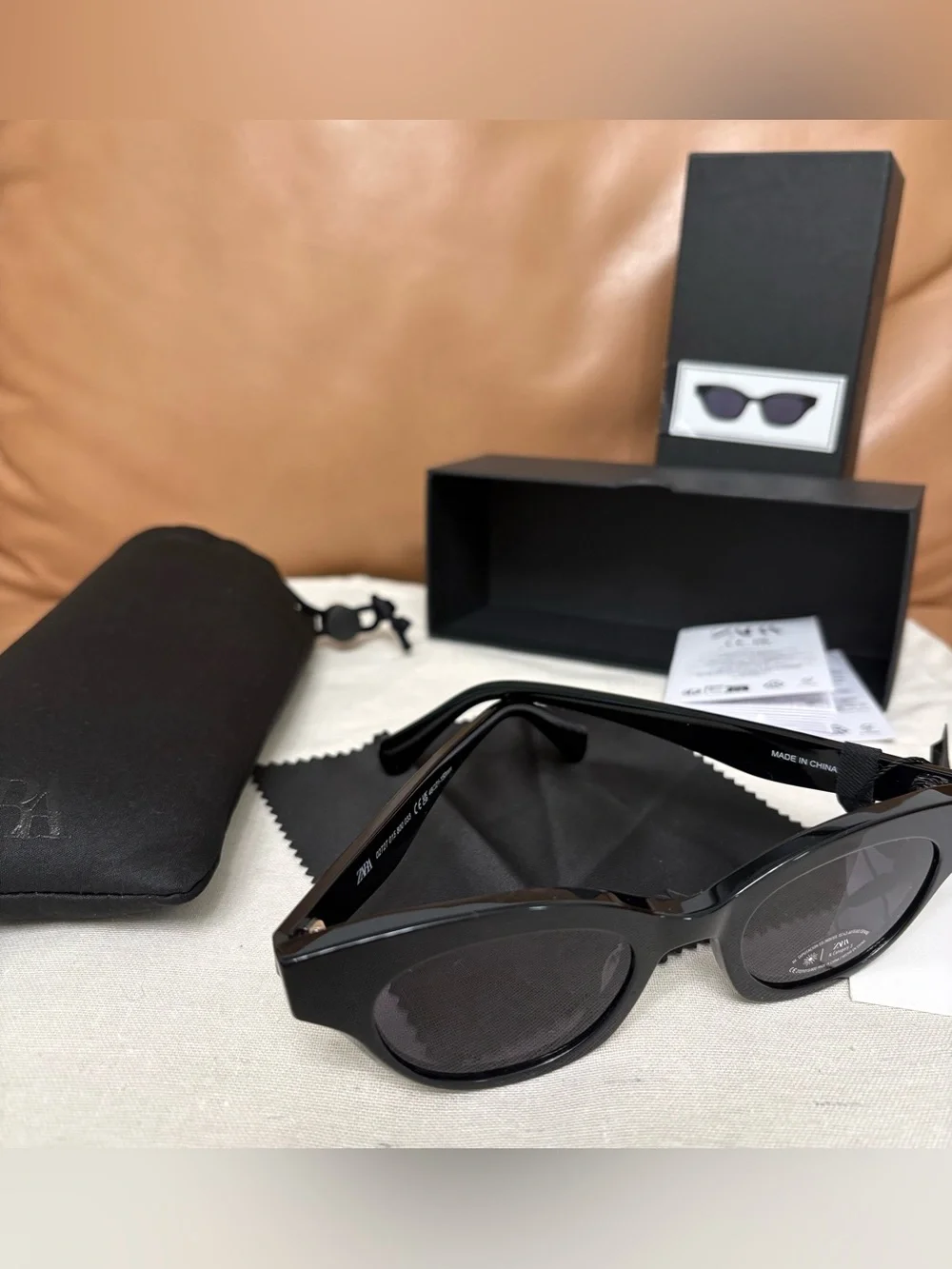 ZARA PREPPY SUNGLASSES BLACK NWT